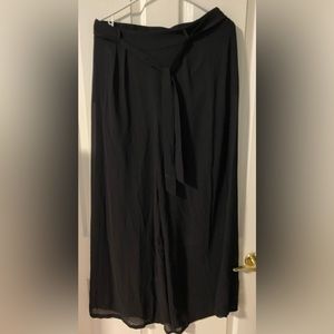 See trough long pants. Size L.